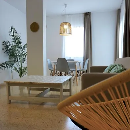 شقة فندقية لوس إيسكونديدوس إيبيثا بلايا دي أون بوسا